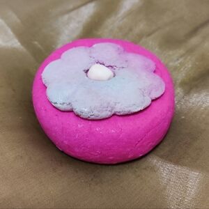 Lush Pop In The Bath bubble bar